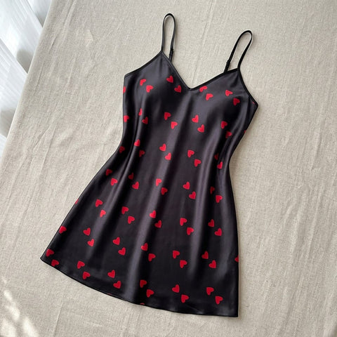 the luna satin slip dress heart print Black flat